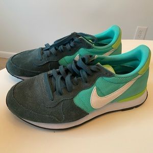 Nike Internationalist Sneaker